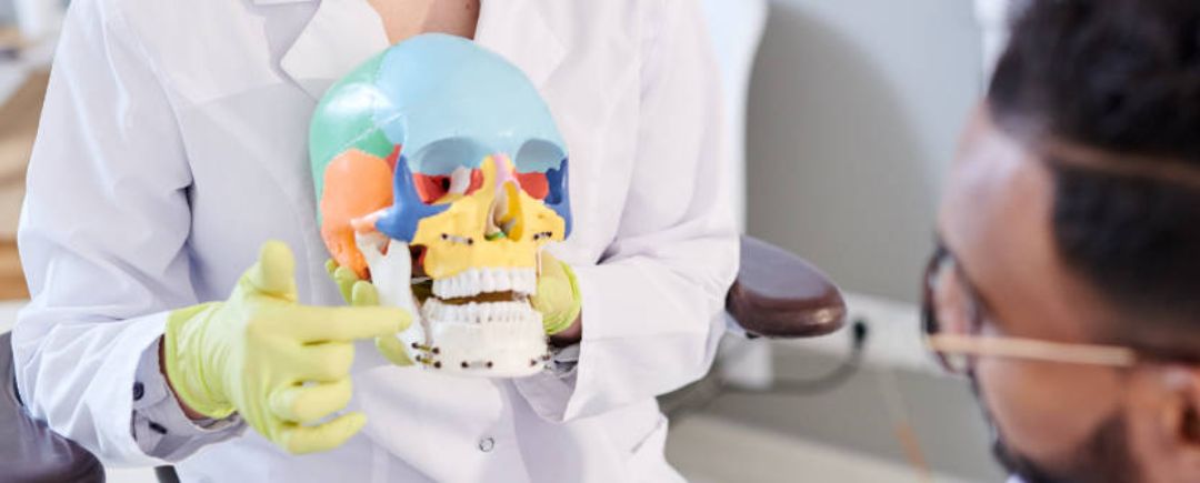 Urgencias Odontológicas:&nbsp;-&nbsp;Restauración en resina dientes fracturados o con caries
