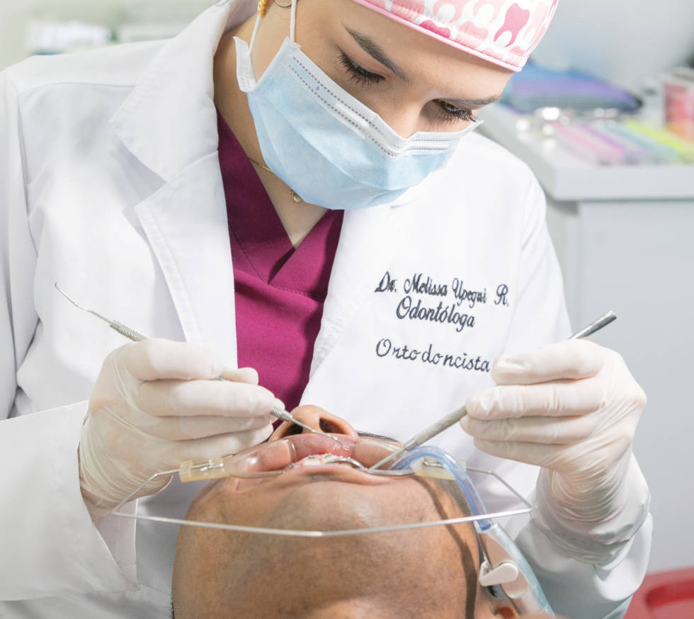 Especialistas en:&nbsp;Ortodoncia