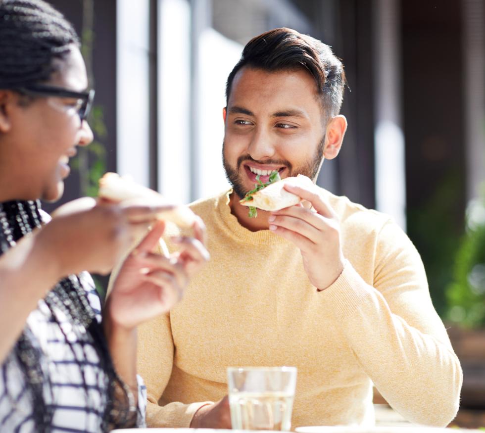 Cómo comer para cuidar tus dientes: alimentos aliados y enemigos